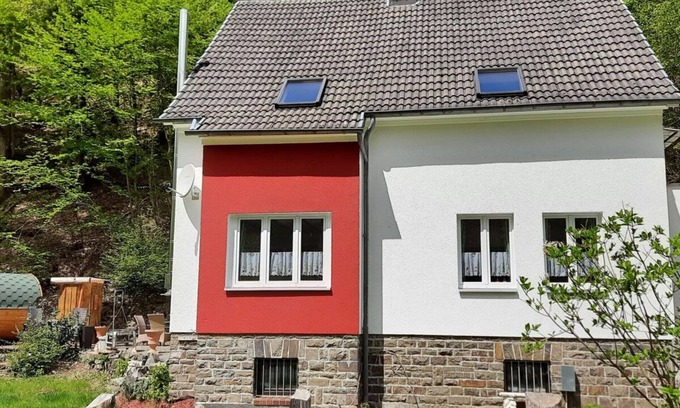 Schladern Apartment | Holiday home in the Rosbachtal