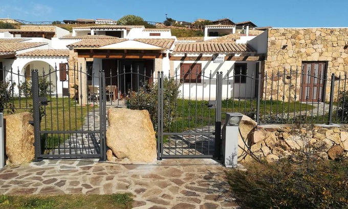 Baia Sant'Anna House | Holiday home in Sardinia