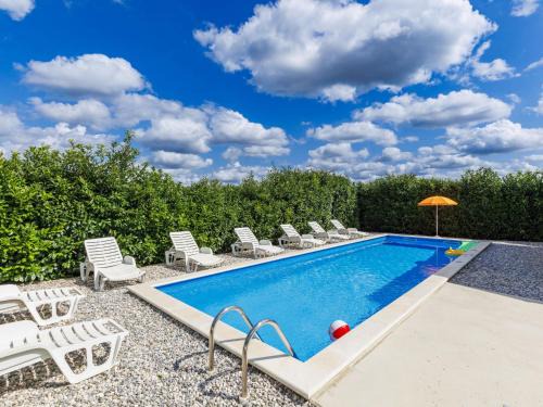 Strpacici House | Holiday Home Jurican by Interhome