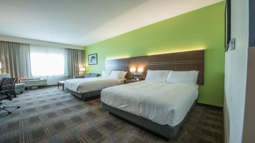 Dripping Springs Hotel | Holiday Inn Express & Suites - Dripping Springs - Austin Area by IHG