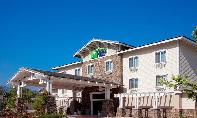 Bonita Hotel | Holiday Inn Express Hotel & Suites San Dimas by IHG