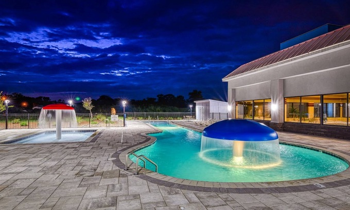 Pigeon Forge Hotel | Holiday Inn Express Pigeon Forge/Near Dollywood by IHG