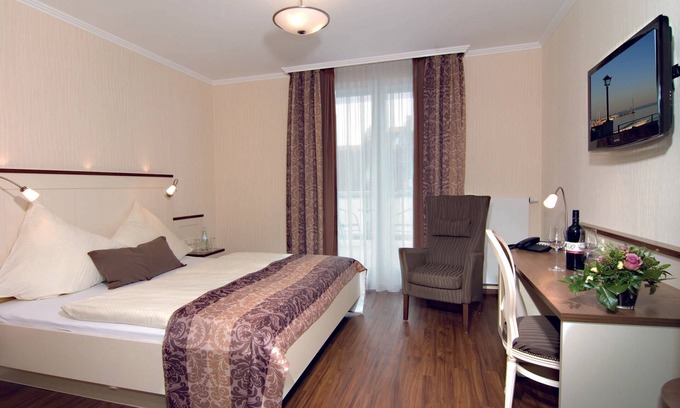 Neustadt in Holstein House | Holländersruh', double room A - Hotel Holländersruh