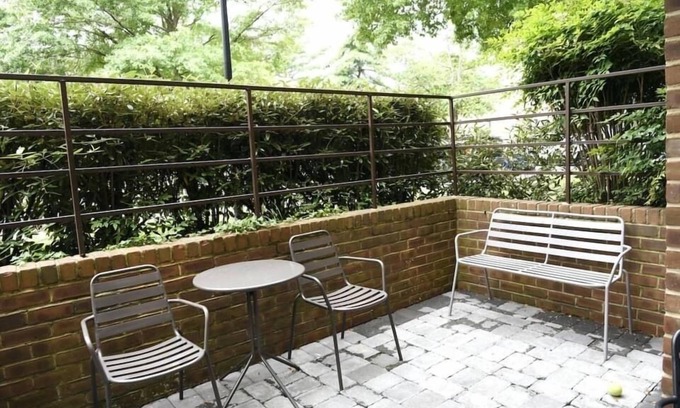 Annapolis Condo | Home 2 Stay