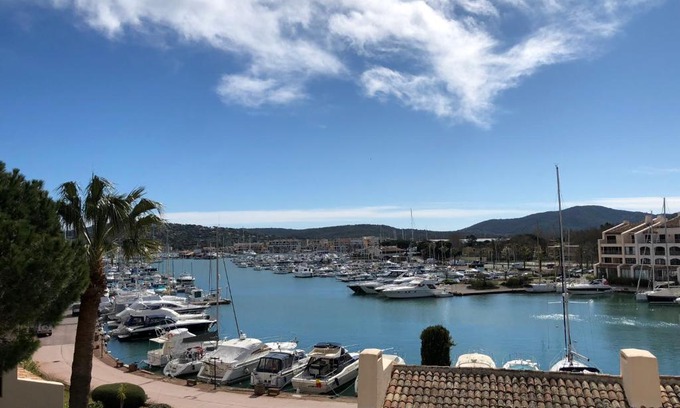 Port Cogolin Apartment | Home cascadelle 3 avec vue sur la Marina