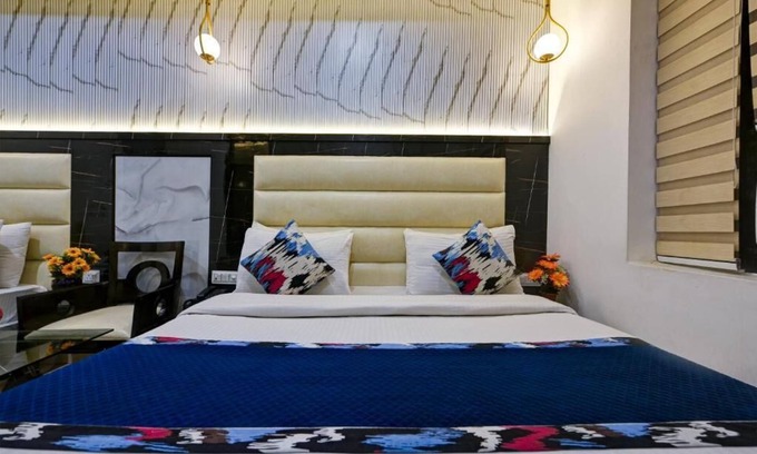 Paharganj Hotel | Hotel Baba Deluxe By RCG Hotels