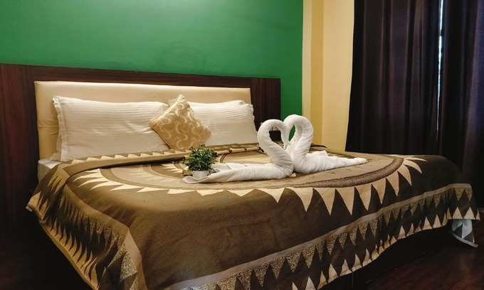 Naddi House | Hotel Ishwar Naddi