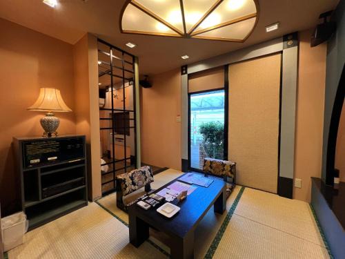 Isahaya Hotel | Hotel Karakonosato 唐比の里