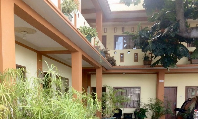 Tetebatu Hotel | Hotel O Kost Takalar Near Polsek Mappakasunggu (Mapsu)