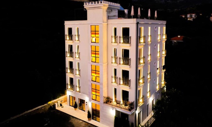 Petrovac House | Hotel Plaza Lucice