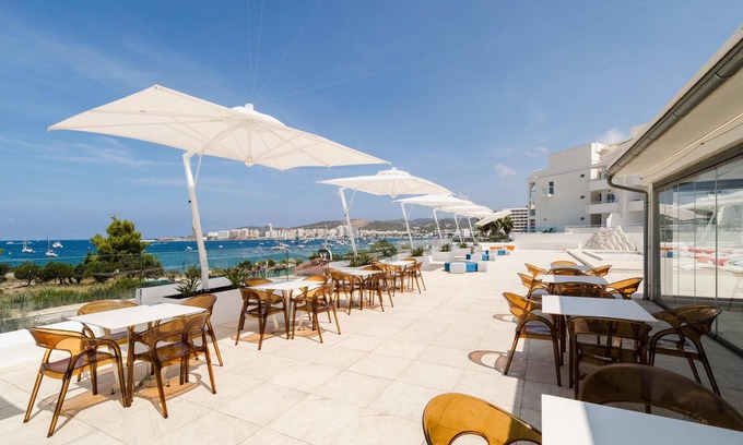 San Antonio Bay Hotel | Hotel THB Naeco Ibiza - Adults Only