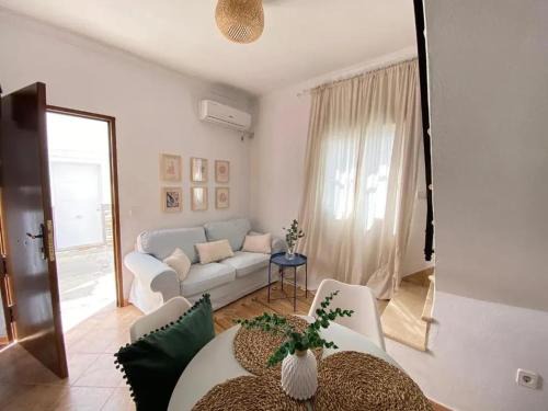 Algodonales House | House in the heart of Algodonales with terrace and mountain view
