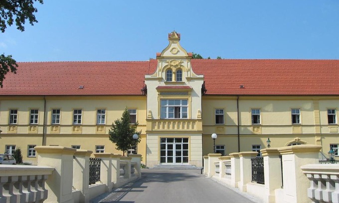 Tulln an der Donau Hostel | Junges Hotel Tulln - NÖ Jugendherbergswerk