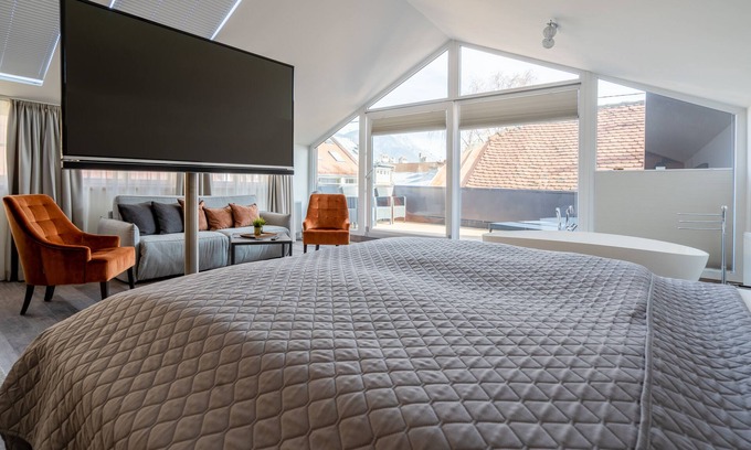 Innsbruck City Centre Apartment | Kaiser Max Design Appartements