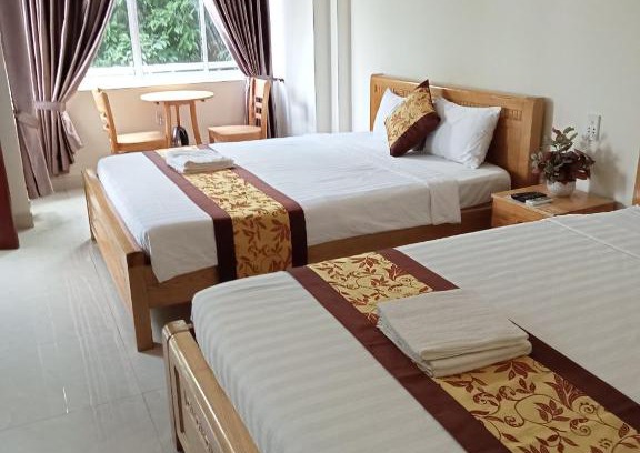 Con Son Hotel | Khách sạn Trọng Tín