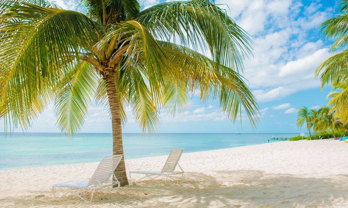 Savannah Condo | Kings Landing Cayman, A Quiet Beach Escape.