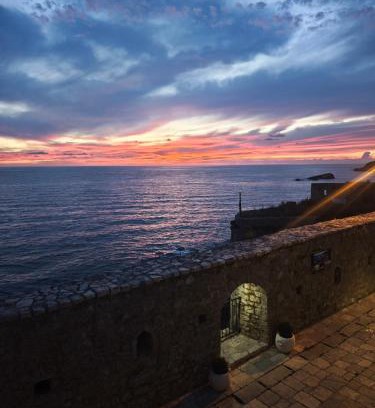 Ulcinj Hotel | Kulla e Balshajve