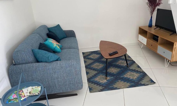 Saint-Paul Apartment | L’aire sans soucis