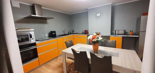 Calais Apartment | L'AisCal Appart-Hôtel 6 Personnes