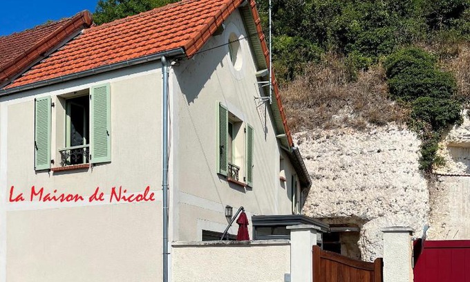 Sandrancourt Villa | La Maison de Nicole