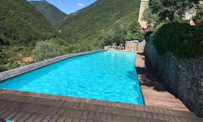 Colletta House | La Scala within a stunning 13th century setting