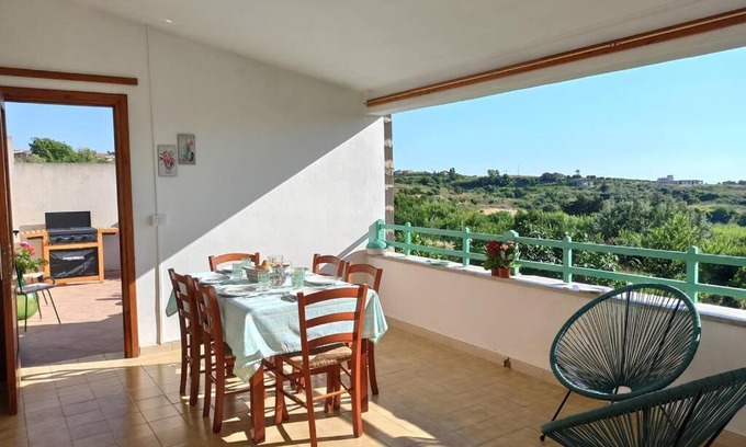 Magomadas House | La Terrazza sul Melograno - Magomadas