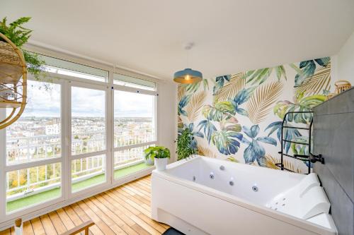 Saint-Brieuc Apartment | La Vigie - Appt avec jolie vue sur ville