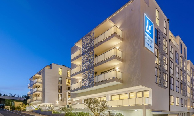 Antibes Apartment | Lagrange Apart'HOTEL Les Jardins d'Olympie