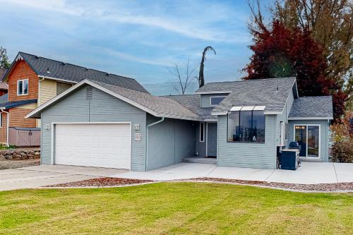 Malaga House | Lake Cortez Cottage