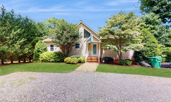 Bumpass House | Lakefront retreat with private dock, kayaks, volleyball, firepit, Ping-Pong