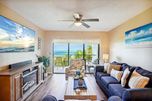 Sunset Beach House | Land's End 11-305 Beach Front - Premier