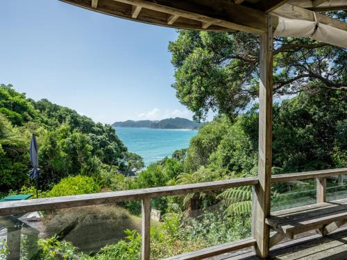 Langs Beach House | Langs Hideaway - Langs Beach Holiday Home