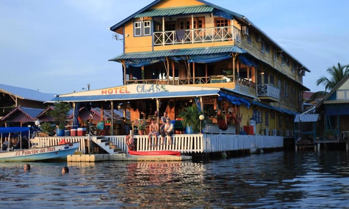 Bocas del Toro Hostel | Las Olas Hotel