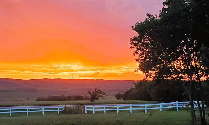 Lake Andes Cabin | Lazy BW Hunting/Fishing Cabin by Pickstown