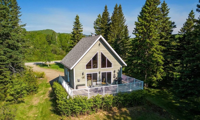 Baie-St-Paul Ski Chalet | Le Châle-heureux