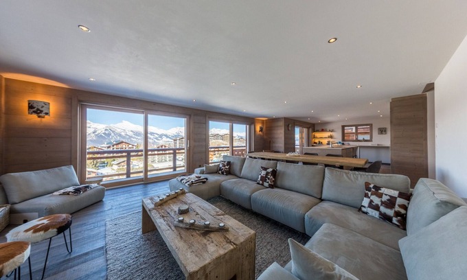 Saint-Pierre-de-Clages Apartment | Le Refuge 2 - Spa access