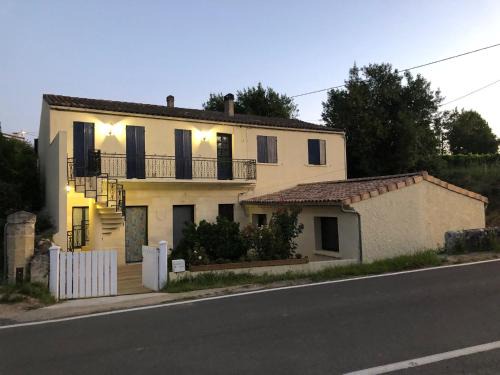 Bourg-sur-Gironde House | Le Tertre Camillac