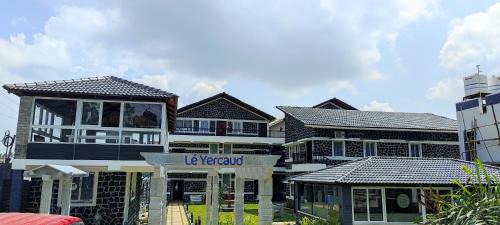 Yercaud Hotel | Le Yercaud
