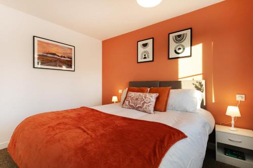 Lincoln House | Lincoln Spacious Accommodation Sleeps 6 Free Wi-Fi TV Free Parking Long Term Stay