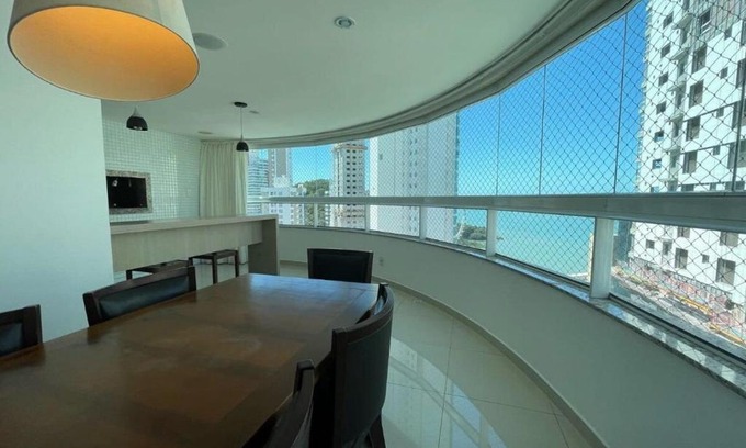 Pioneiros Apartment | Linda Vista, Um apartamento por andar, 3 Suítes, 2 Garagens