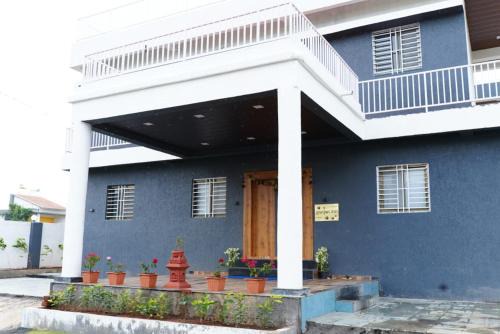 Malavli Hotel | ll EMPYREAN STAY ll FLAGSHIP INN ll COMMON POOL ll