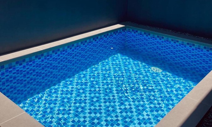 Angeles City House | Loft-type Pool Villa near Clark (Casa Isabela)