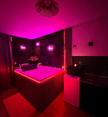Trappes Apartment | Love room Trappes 13h-18h uniquement