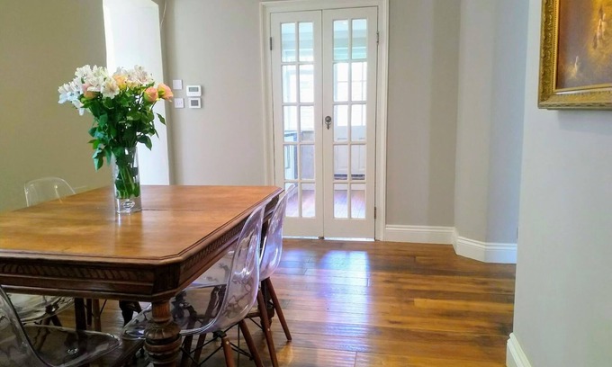 Blackheath Apartment | Lovely 2-bedroom heathside flat in great location