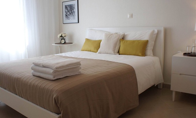 Albardeira Apartment | LOVELY APARTMENT in LAGOS, with Pool, ideal Families, close Marina & Beach !