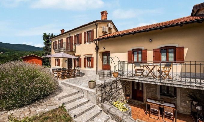 Kuceli House | Lovely home in Jusici