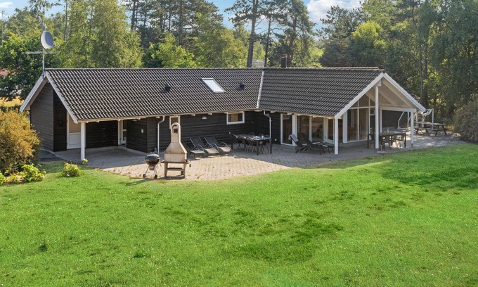 Rodby House | Lovely home in Rødby with kitchen