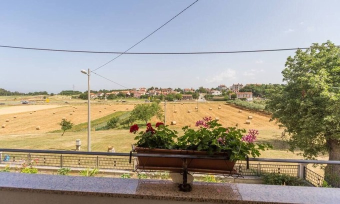 Vrvari Apartment | Lovely House LINDI in Poreč- Two-bedroom apartment