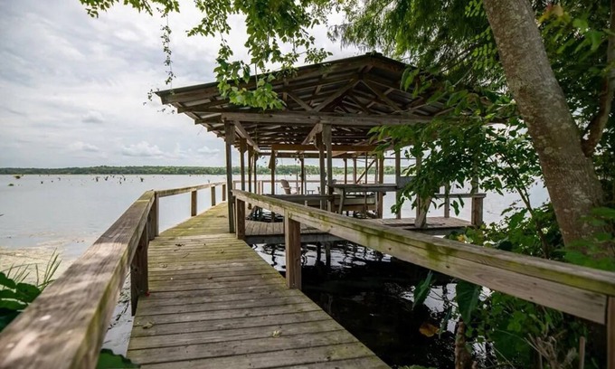 Donalsonville Cabin | Lovely Lakefront Cabin located on Lake Seminole