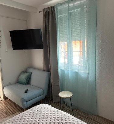 Split Apartment | Lucky Star Apartments in City Center